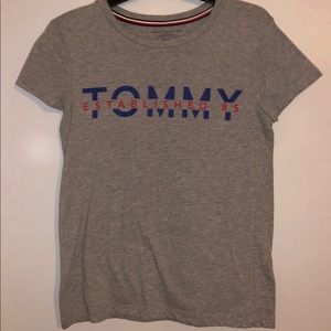 Tommy Hilfiger T shirt
